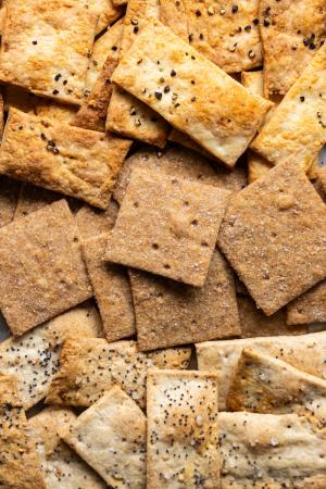 Assorted crackers